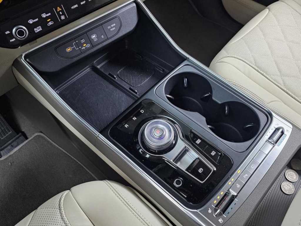 Kia Carnival — miniaturë 7