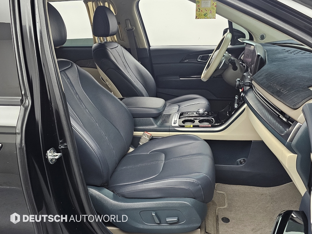 Kia Carnival — miniaturë 10