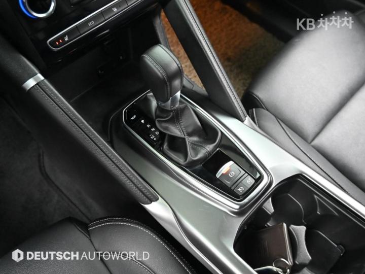 Renault QM6 2.0 LPe 2WD LE 10