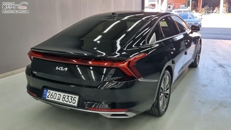 Kia K8 — miniaturë 2