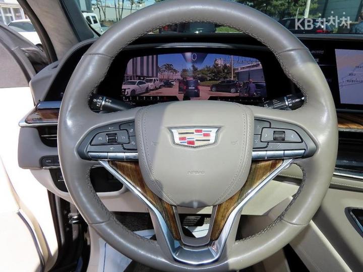 Cadillac Escalade 6.2 V8 9