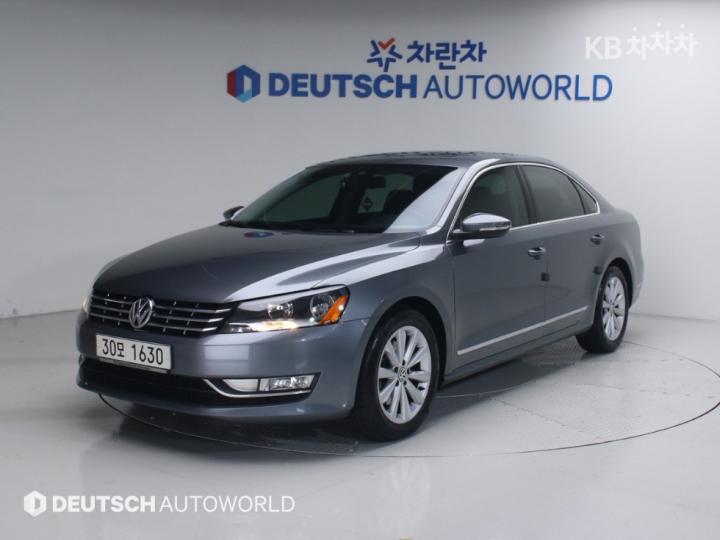 Volkswagen Passat 1.8 TSI Base Type