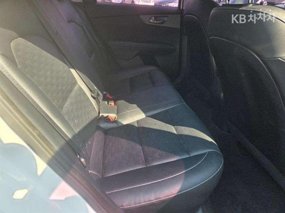2019 - kia k3