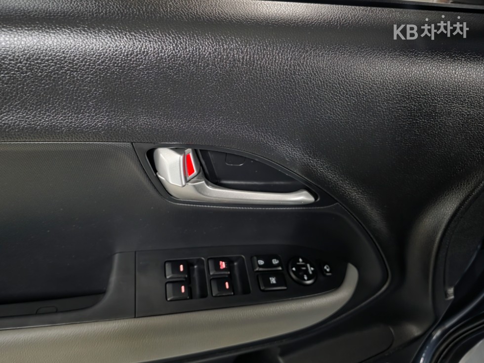 2024 - kia kia