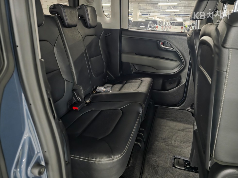 2024 - kia kia