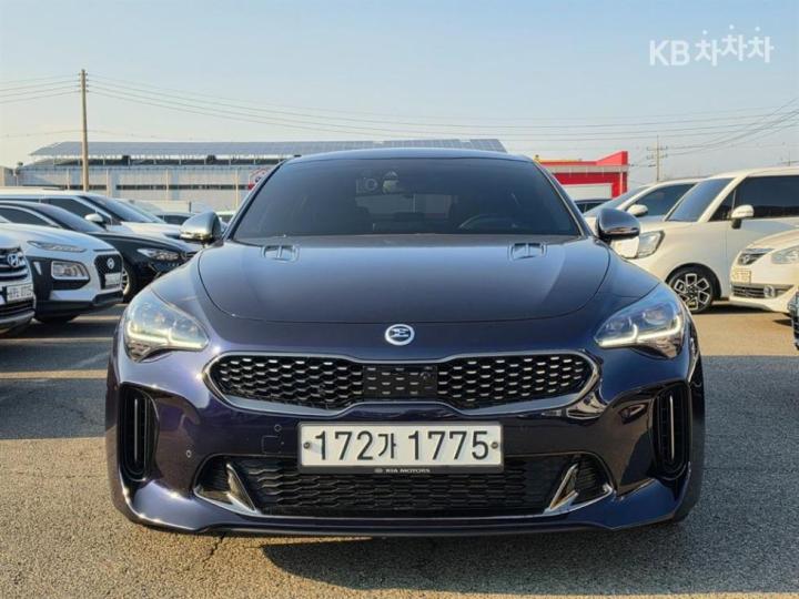 Kia Stinger 3.3 Turbo 4WD GT 3