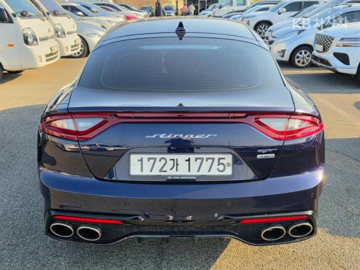 Kia Stinger 3.3 Turbo 4WD GT 6