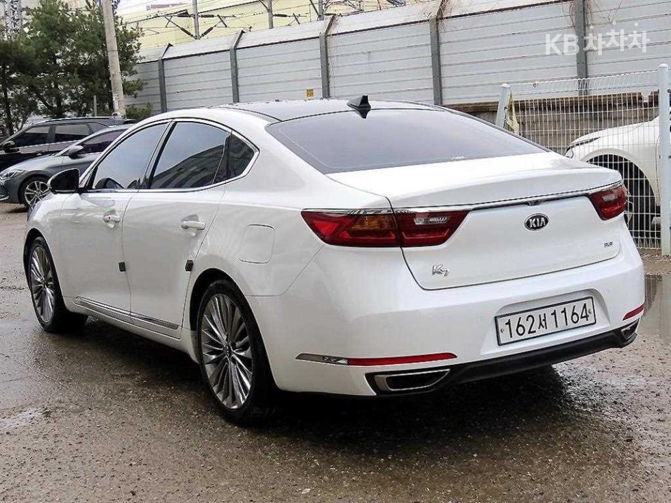 2016 - kia k7