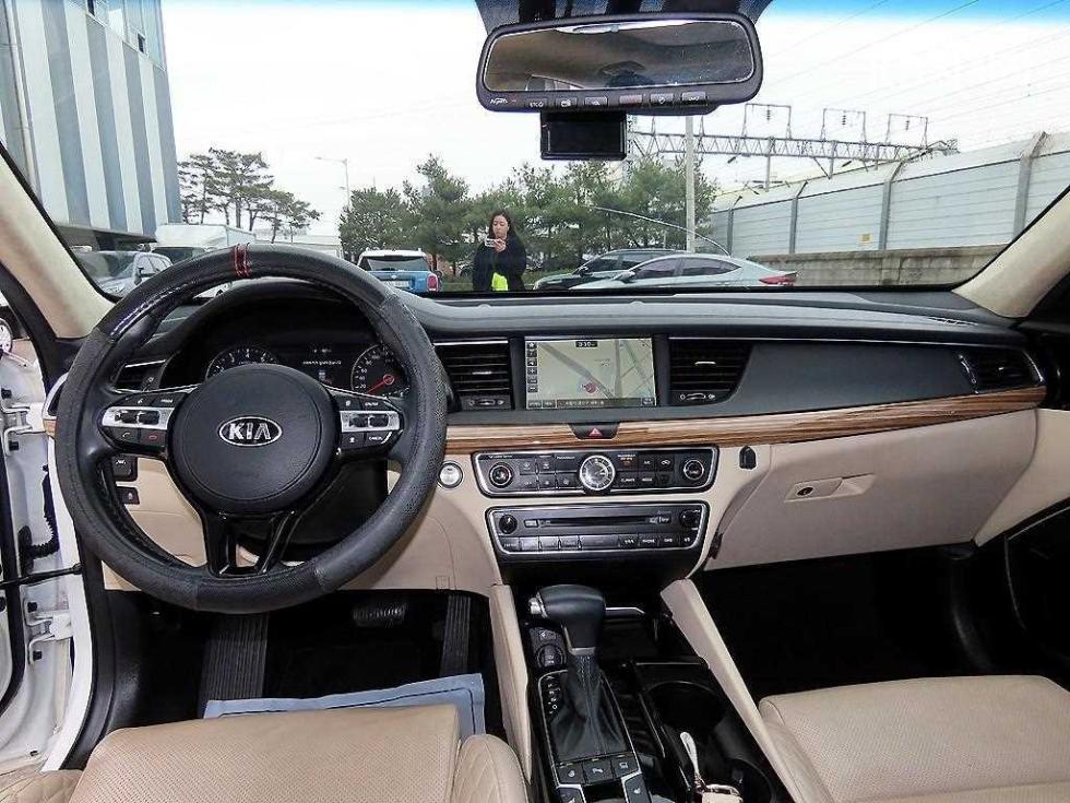 2016 - kia k7