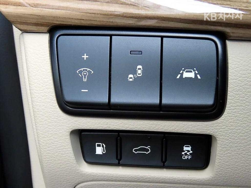 2016 - kia k7