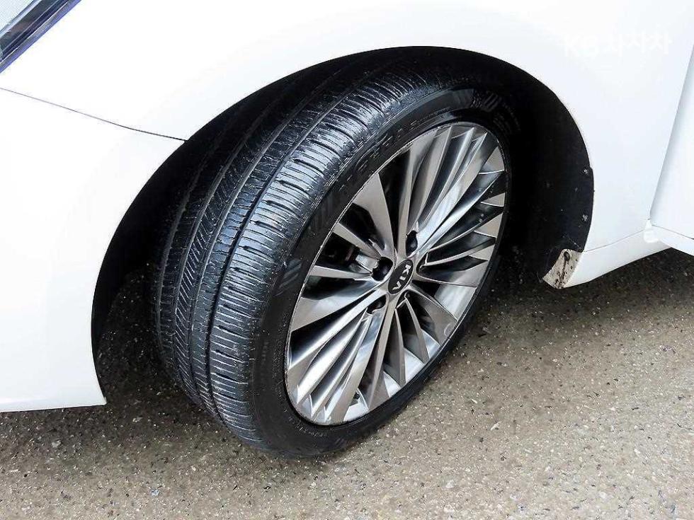 2016 - kia k7