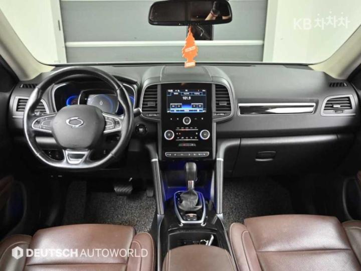 Renault QM6 2.0 2WD RE Signature 8