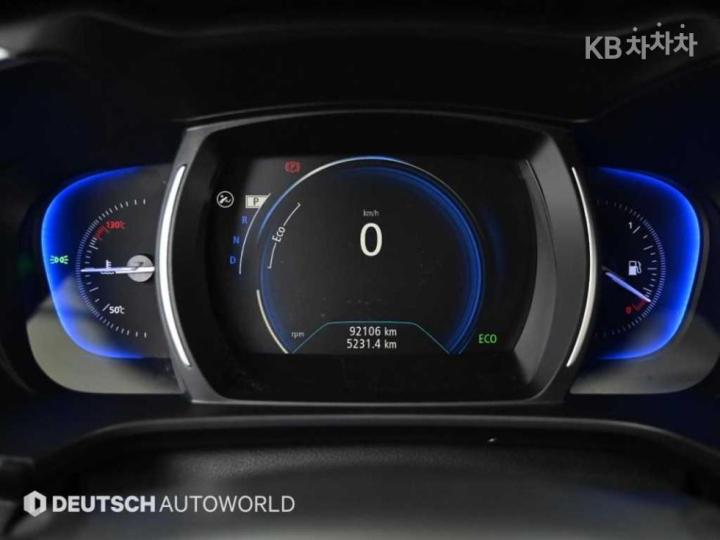 Renault QM6 2.0 2WD RE Signature 9