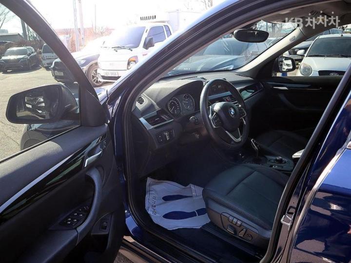 BMW X1 F48 xDrive 18d Base Type 7