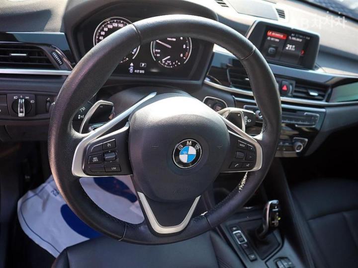 BMW X1 F48 xDrive 18d Base Type 9