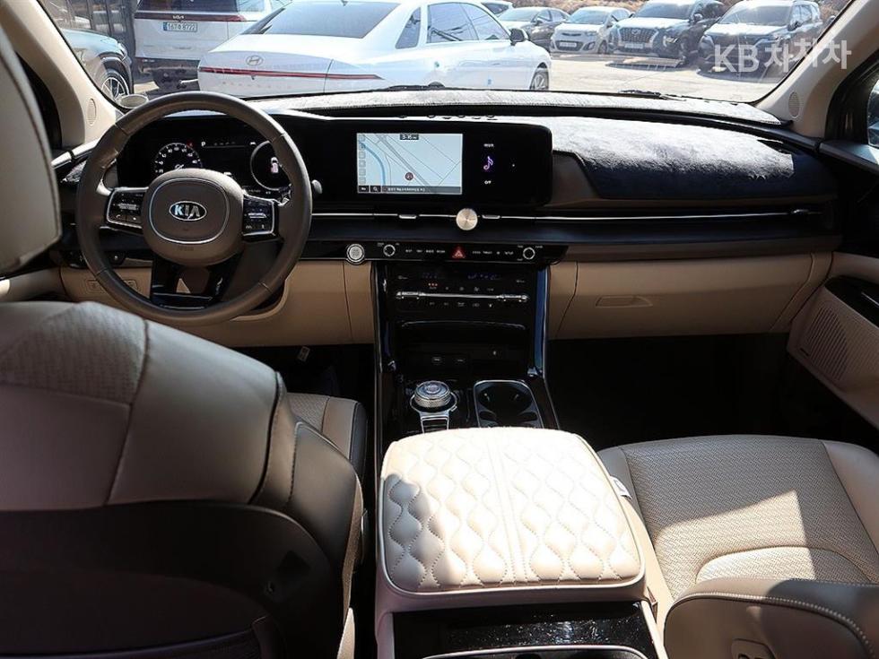 2021 - kia carnival