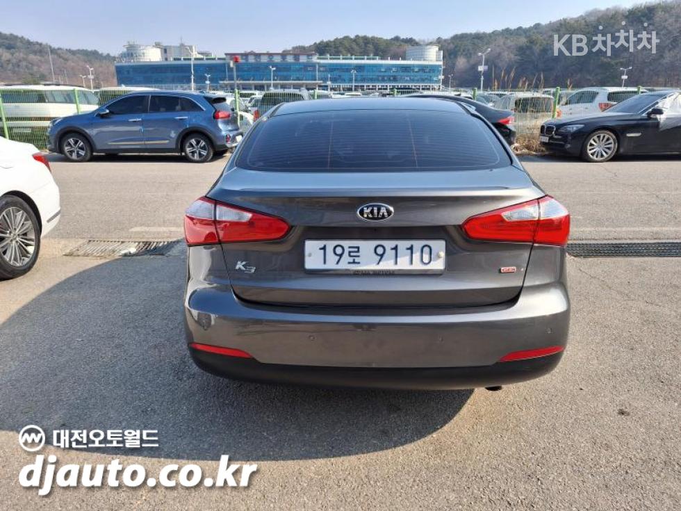 2013 - kia k3