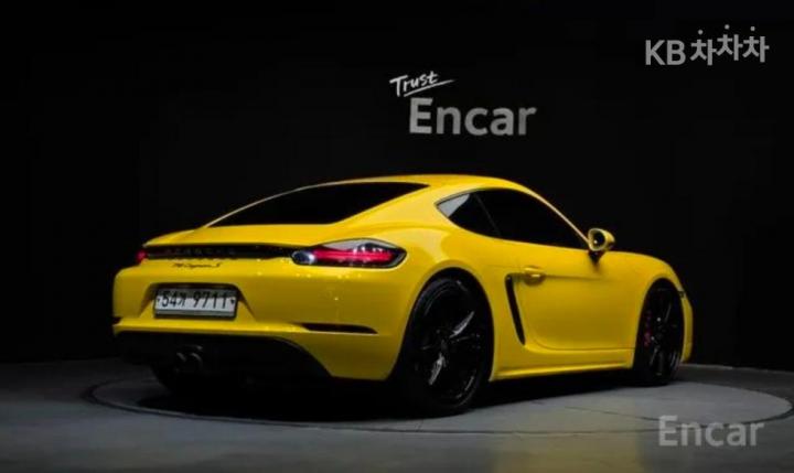 Porsche Cayman 718 2.5 S 3