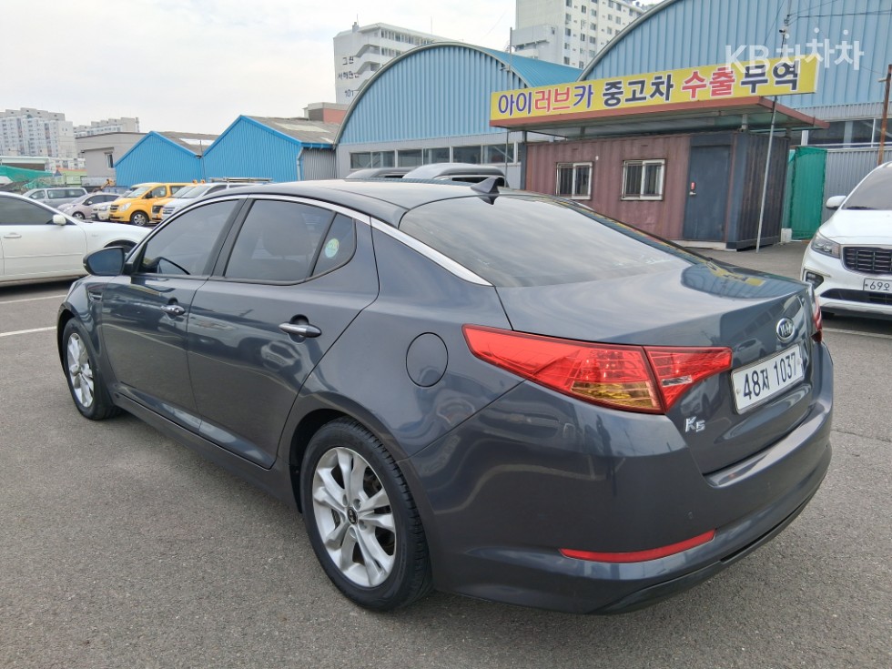 2011 - kia k5