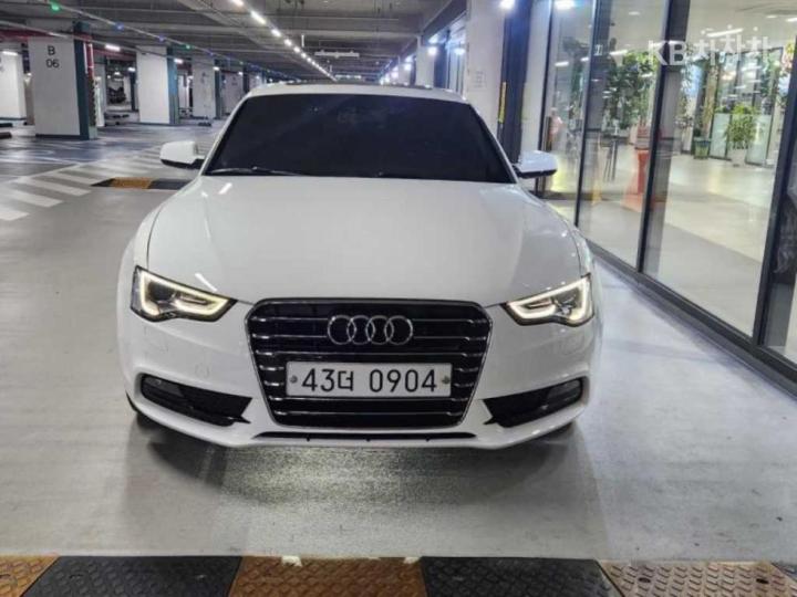 Audi A5 NEW 35 TDI Quattro Sportback 8TA 2