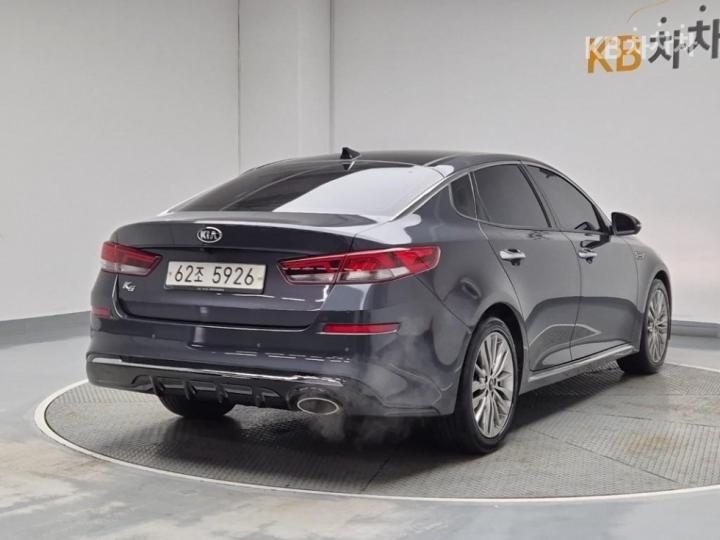 Kia K5 2.0 Gasoline Intelligent 4