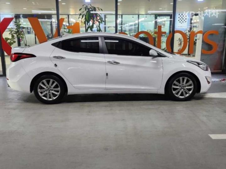 Hyundai Avante 1.6 VGT Modern Base Type 4