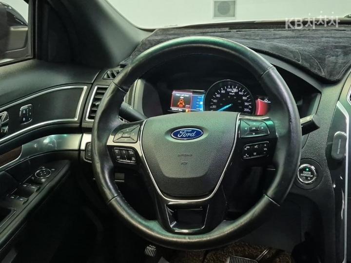 Ford Explorer New 2.3 EcoBoost 4WD Limited 10