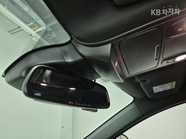 Renault SM6 1.3 TCe 260 LE 8