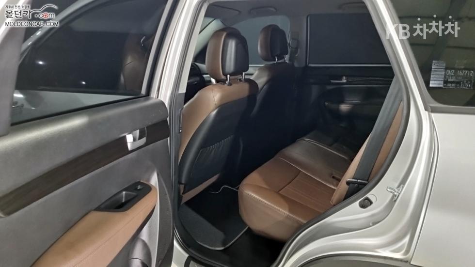 2011 - kia sorento