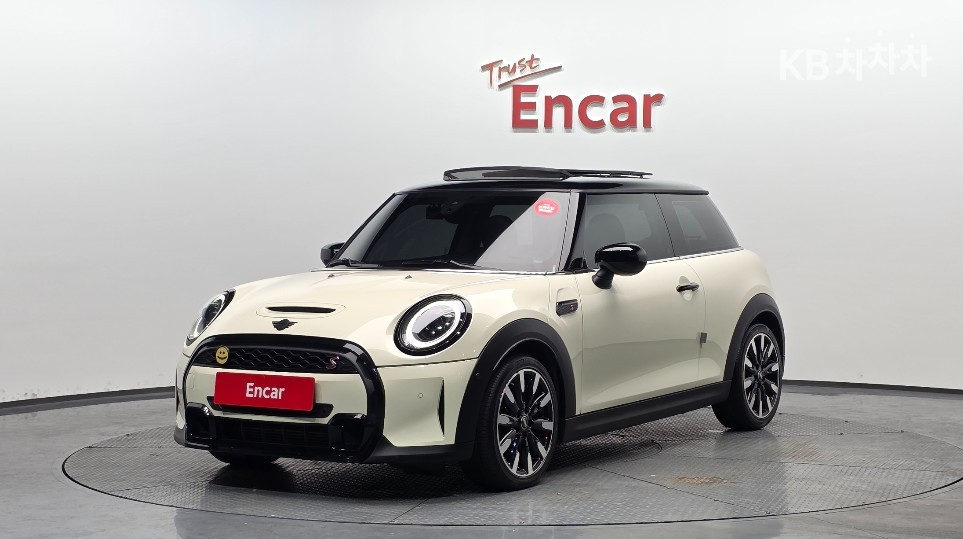 Mini 쿠퍼 3도어 S 2.0 Classic 기본형 - фото 1