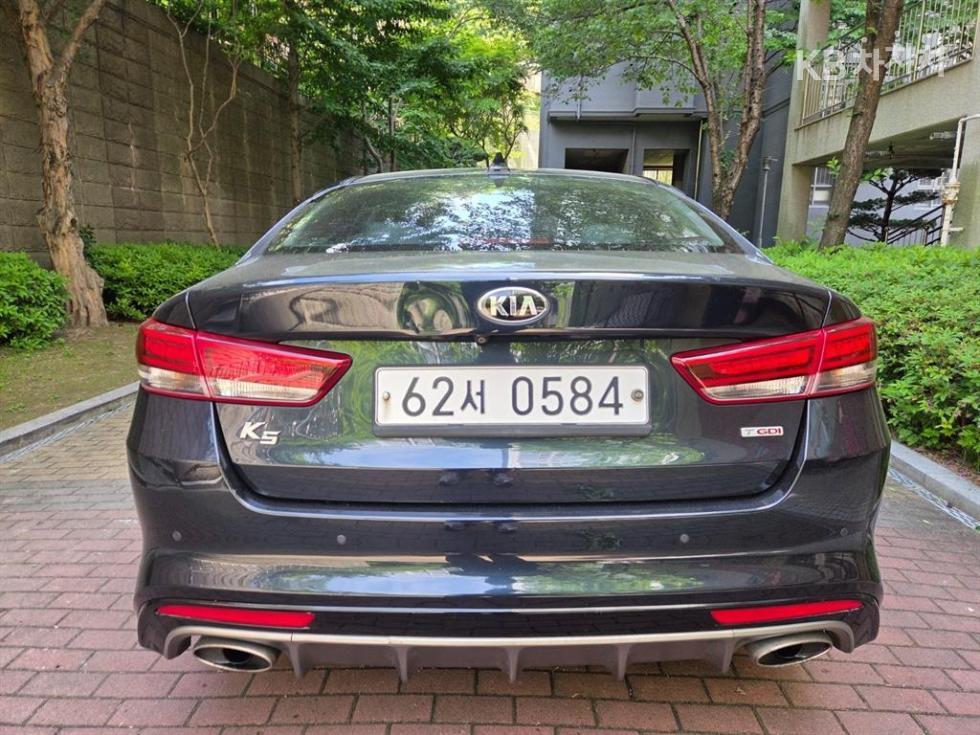 2016 - kia k5