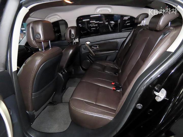 Renault SM5 Nova LPLi RE Base Type 8