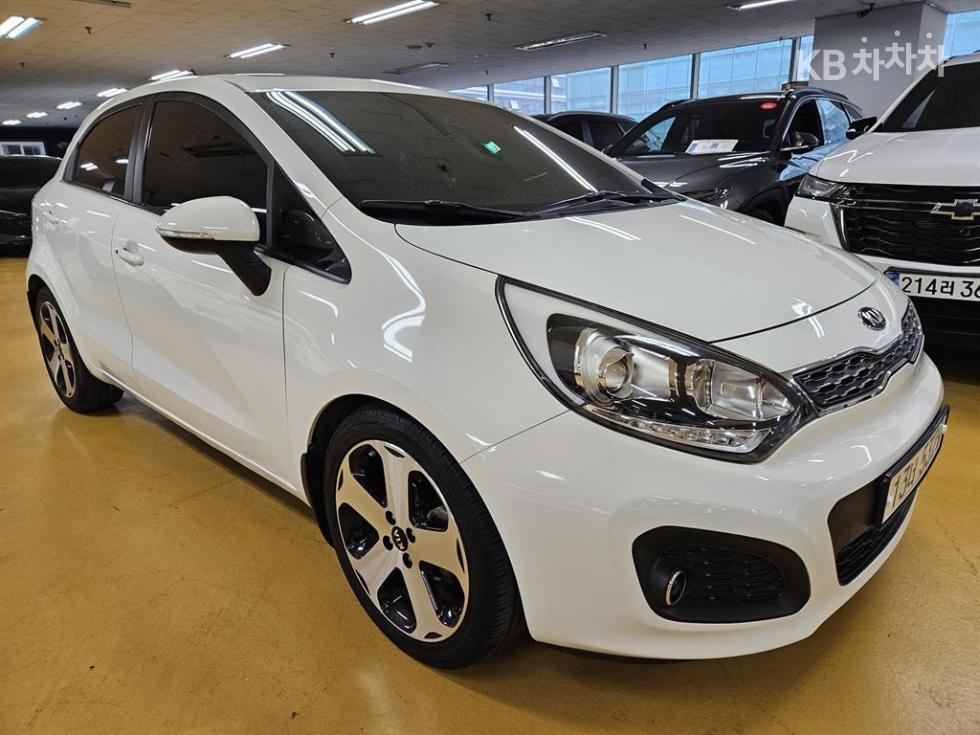 2013 - kia pride