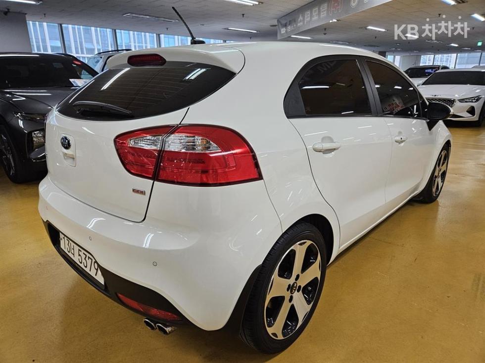 2013 - kia pride