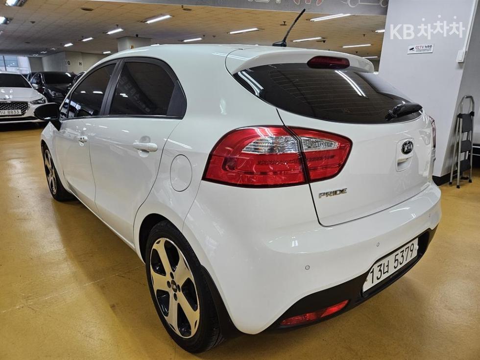 2013 - kia pride