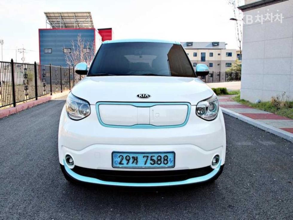 기아 쏘울 EV
