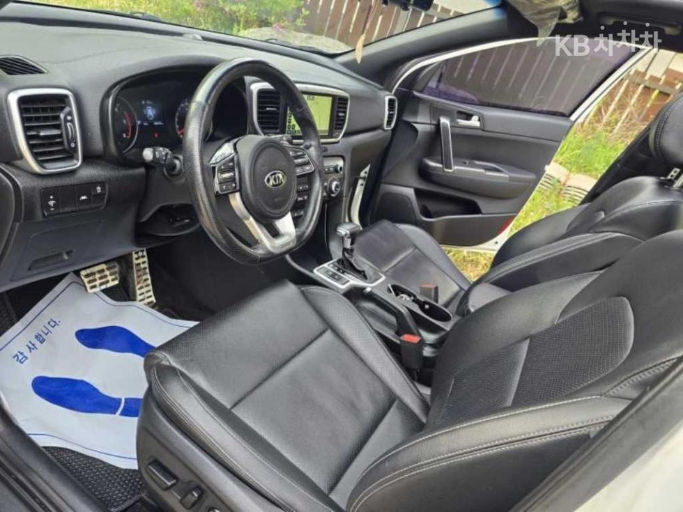 2019 - kia sportage