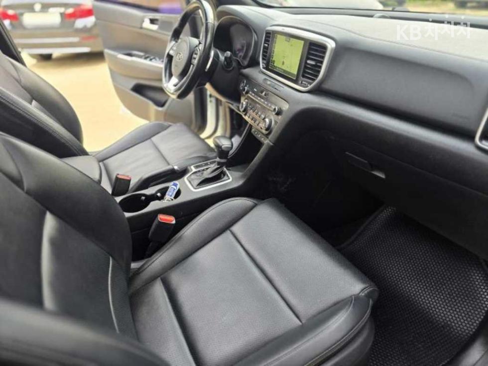 2019 - kia sportage
