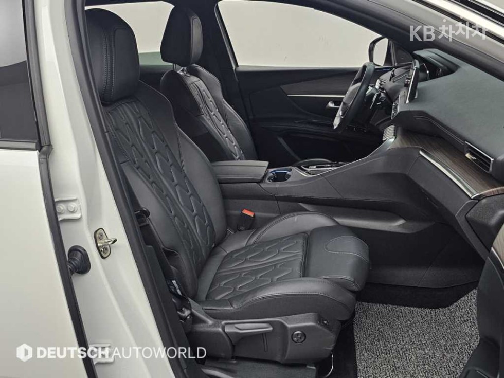 2024 - peugeot 3008