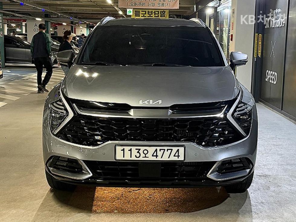 2022 - kia sportage