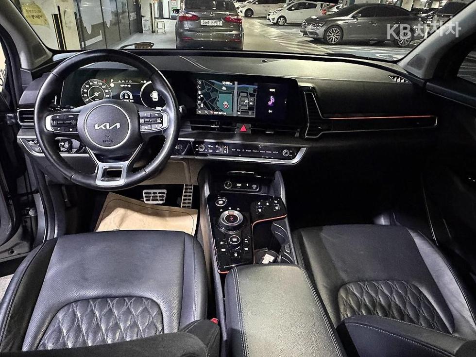 2022 - kia sportage