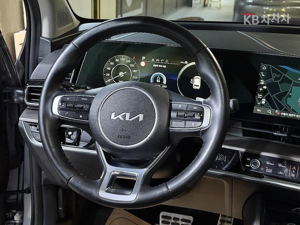 2022 - kia sportage