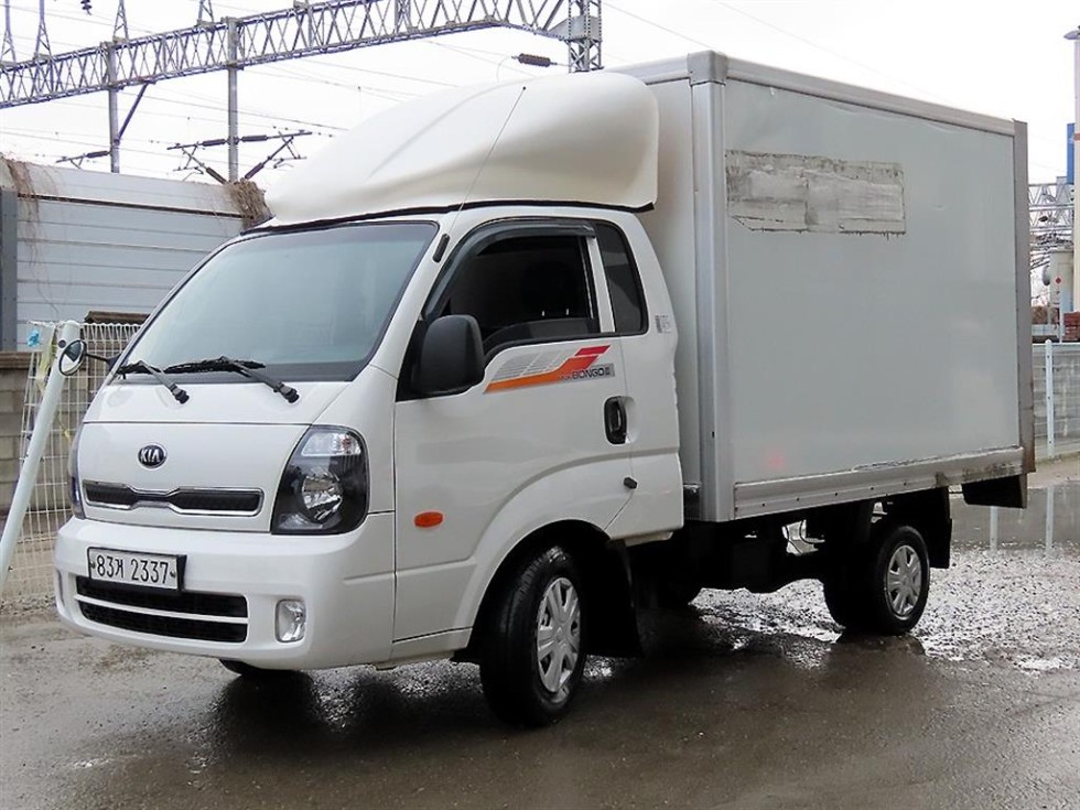 2019 - kia bongo iii