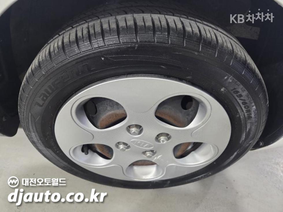 2011 - kia morning