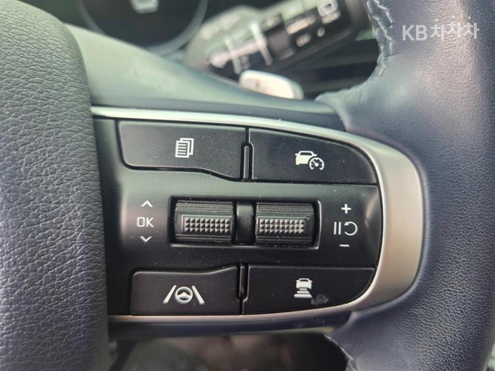 2022 - kia sportage