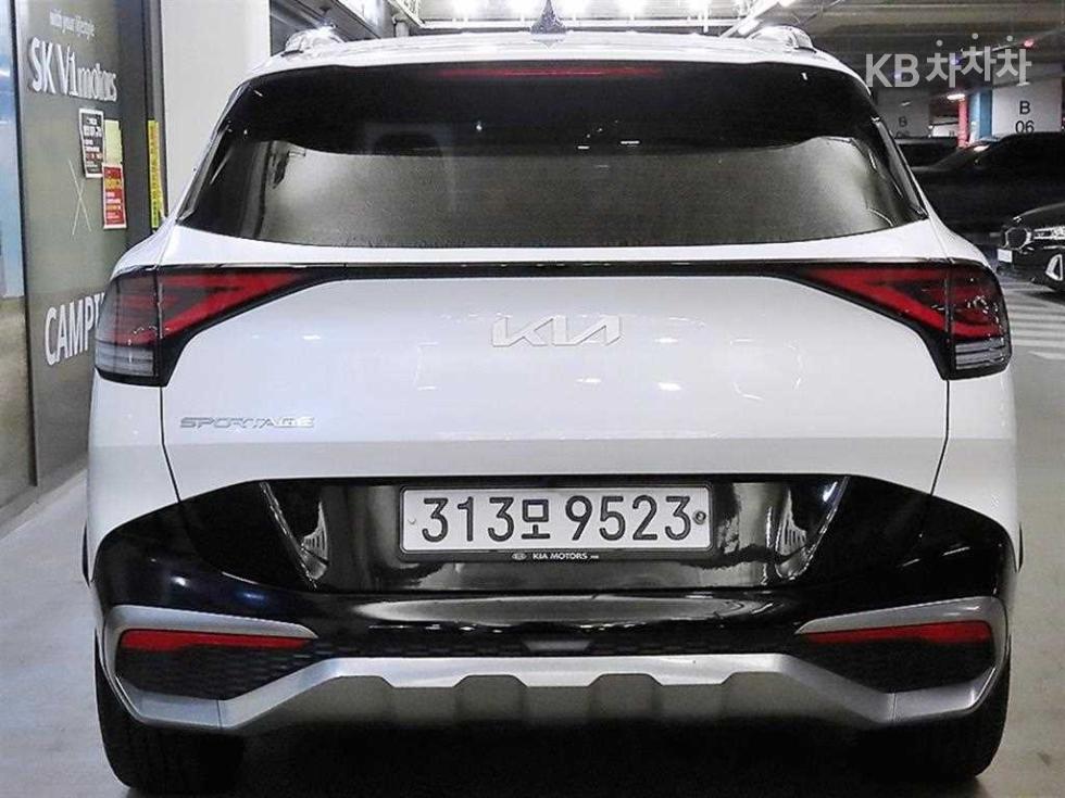 2022 - kia sportage