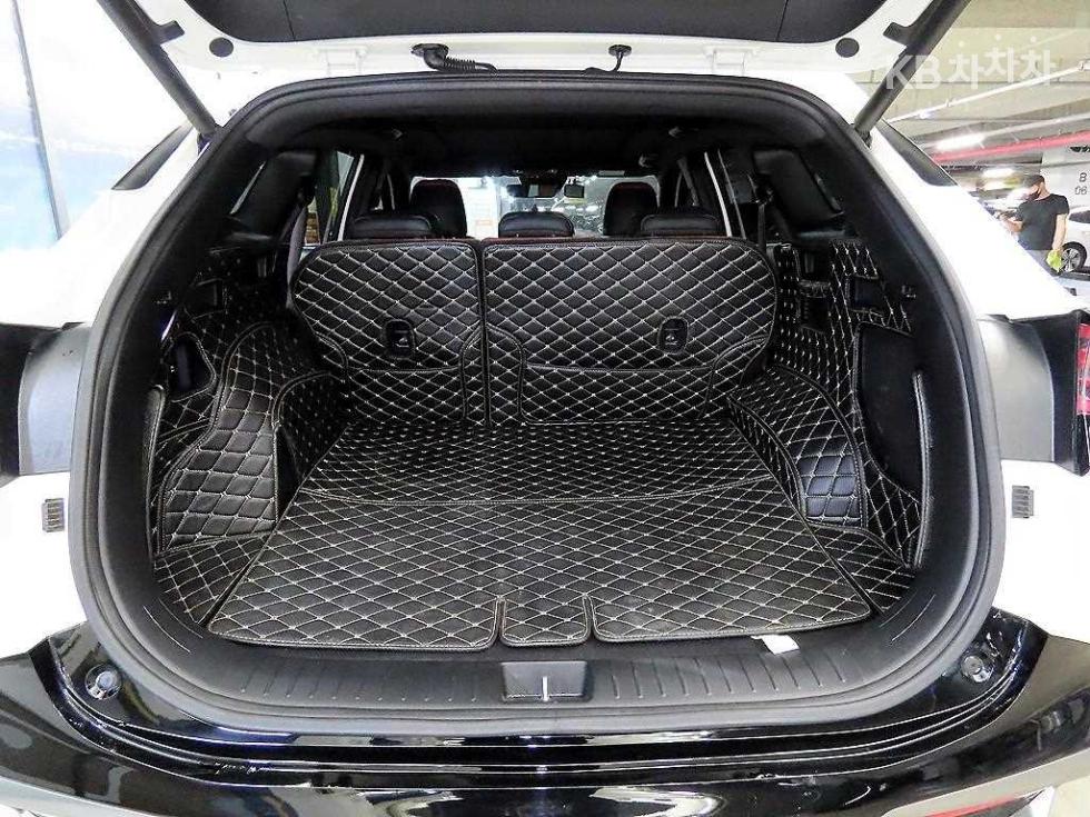 2022 - kia sportage