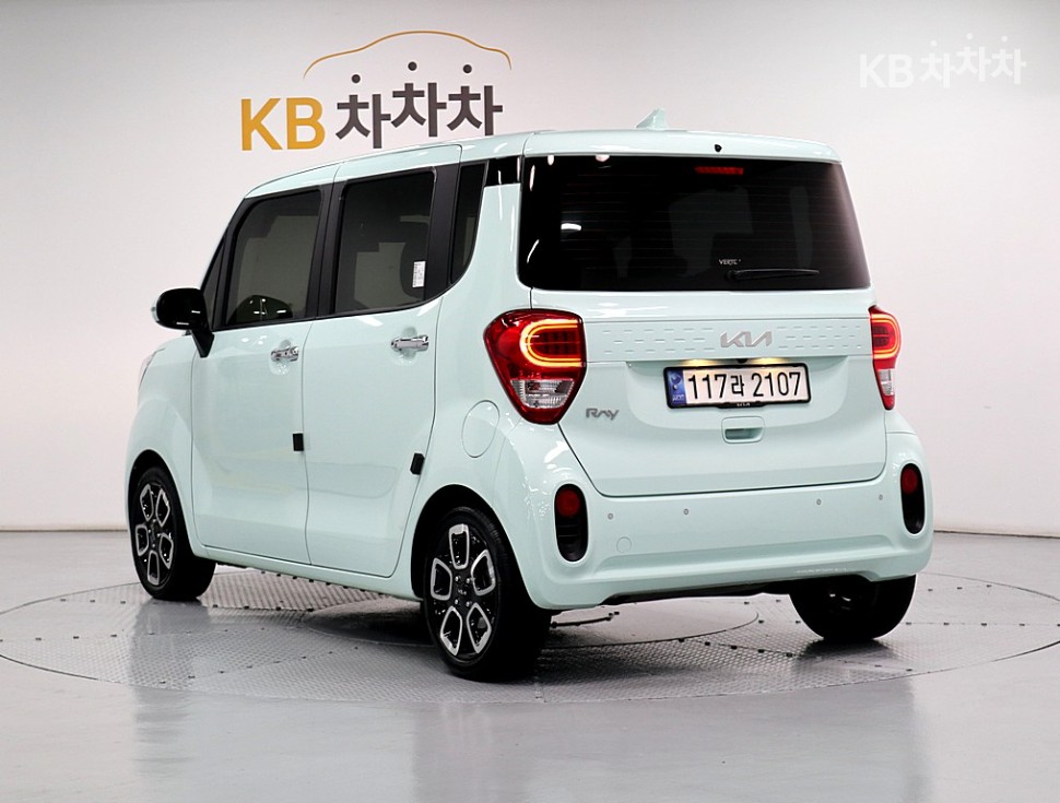 2022 - kia ray