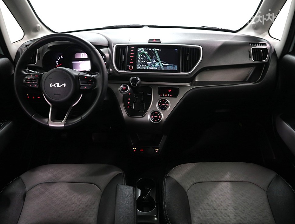 2022 - kia ray