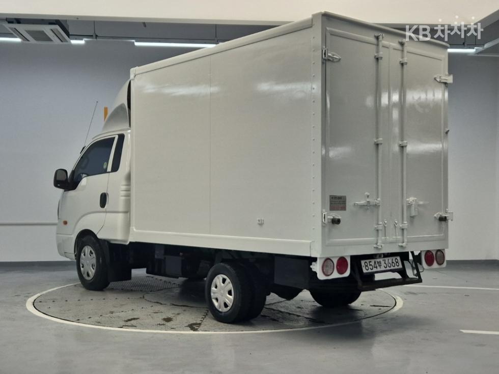 2018 - kia bongo iii